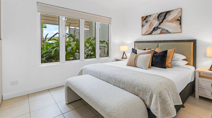 Cairns Beach Apartments