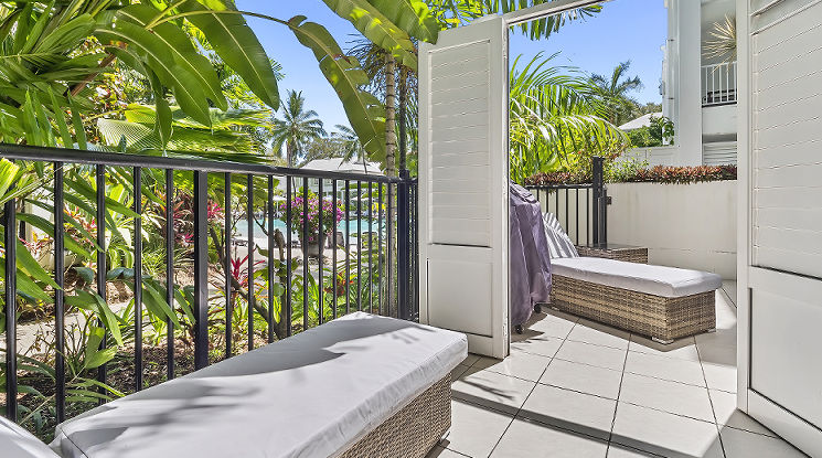 Cairns Beach Apartments