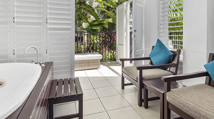 Beach Club Studio Palm Cove