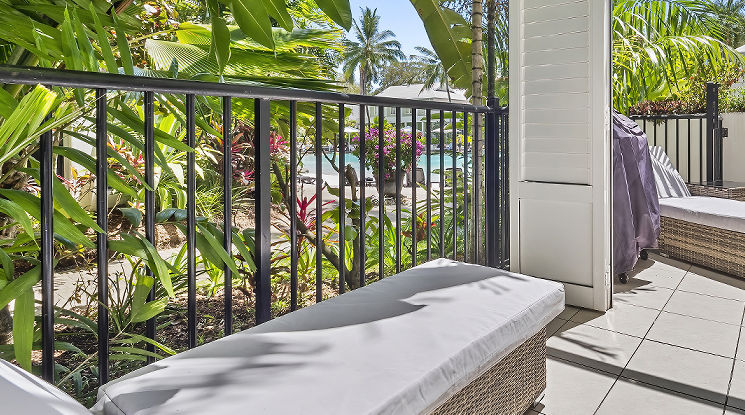Cairns Beach Apartments