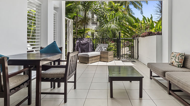 Cairns Beach Studio Beach Club