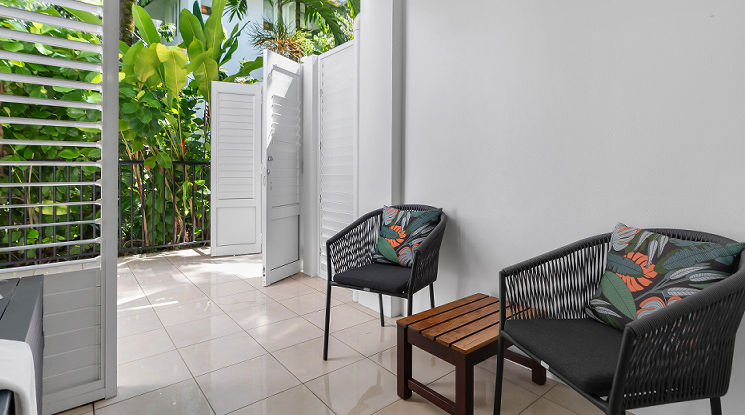 Beach Club Studio Palm Cove