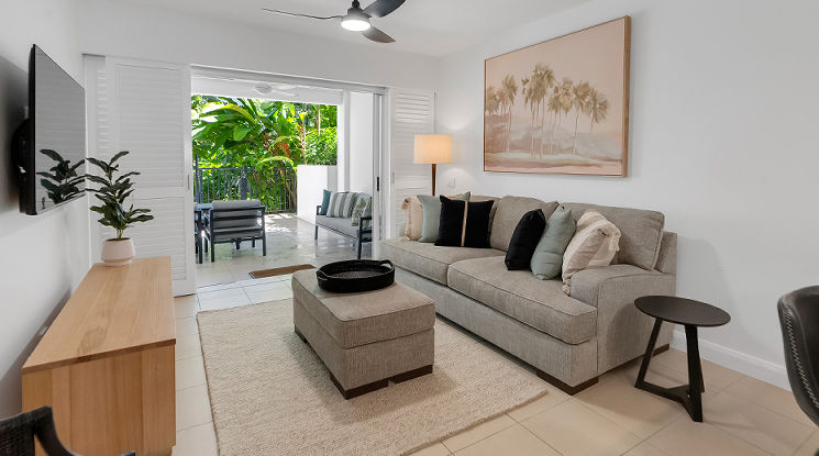 Beach Club Studio Palm Cove
