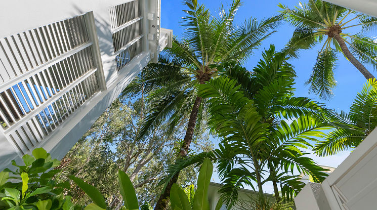 Cairns Beach Studio Beach Club